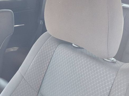 Used 2018 Jeep Grand Cherokee Laredo RWD image 15