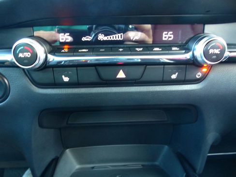 Used 2025 MAZDA CX-30 AWD 2.5 S w/ Preferred Package image 32