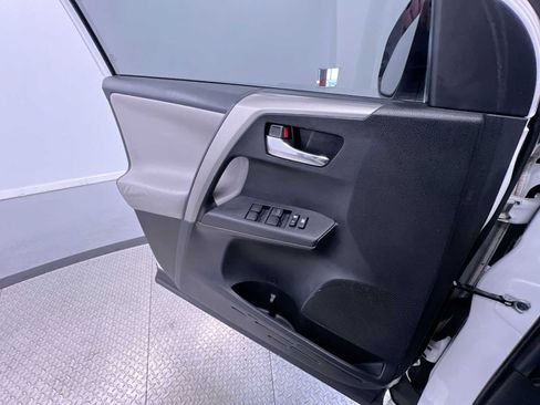 Used 2016 Toyota RAV4 XLE w/ Convenience Package AWD/4WD image 33