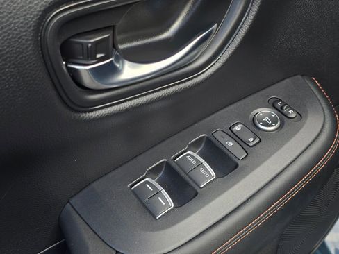 Certified 2024 Honda HR-V Sport image 21