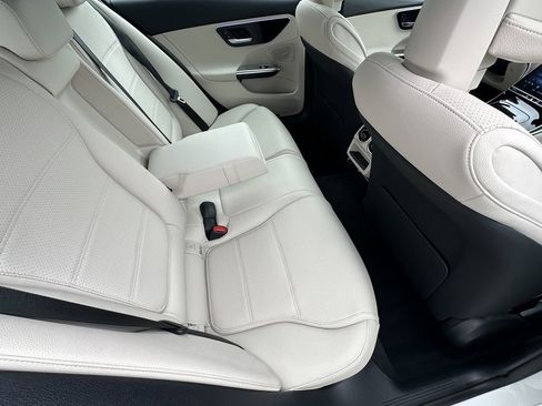 Certified 2023 Mercedes-Benz C 300 4MATIC Sedan image 19