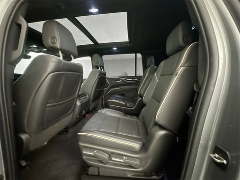 Used 2023 Cadillac Escalade ESV Sport w/ Touring Package image 24