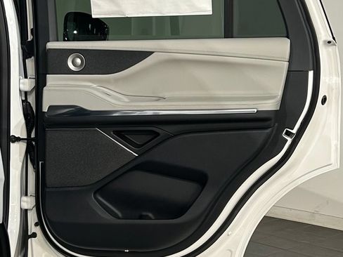 New 2026 Lincoln Navigator Reserve w/ Jet Appearance Package AWD/4WD image 61