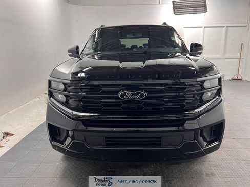 New 2026 Ford Expedition Platinum w/ Stealth Appearance Package AWD/4WD image 3