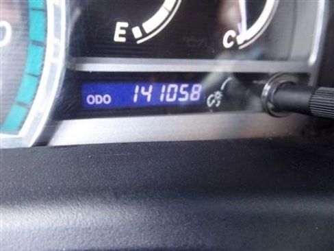 Used 2013 Toyota Venza XLE image 12