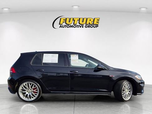 Used 2020 Volkswagen GTI SE image 3