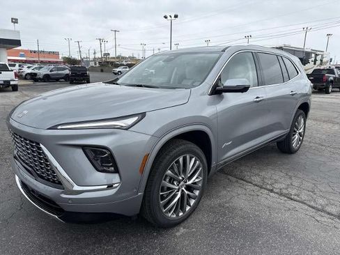 New 2026 Buick Enclave Avenir w/ Super Cruise Package AWD/4WD image 3