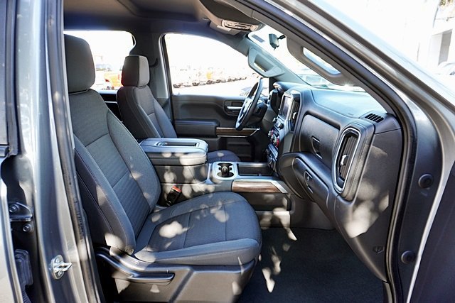 Used 2021 Chevrolet Silverado 1500 RST w/ Convenience Package II RWD image 18