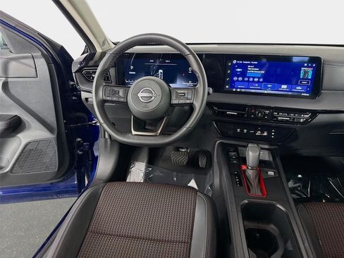 Certified 2026 Nissan Kicks SR FWD image 21