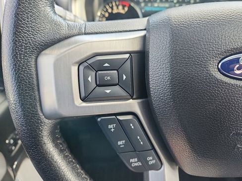 Used 2016 Ford F150 Platinum w/ Equipment Group 701A Luxury image 24