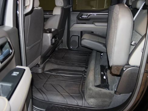 Used 2022 Chevrolet Silverado 1500 ZR2 w/ Technology Package image 58