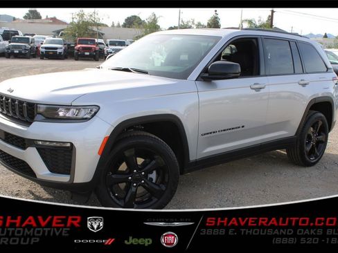 New 2026 Jeep Grand Cherokee Limited w/ Limited Altitude Package AWD/4WD image 1