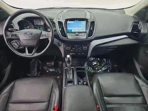 Used 2019 Ford Escape SEL image 10