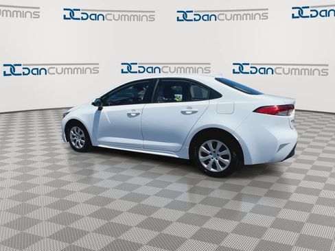 Used 2024 Toyota Corolla LE FWD image 6