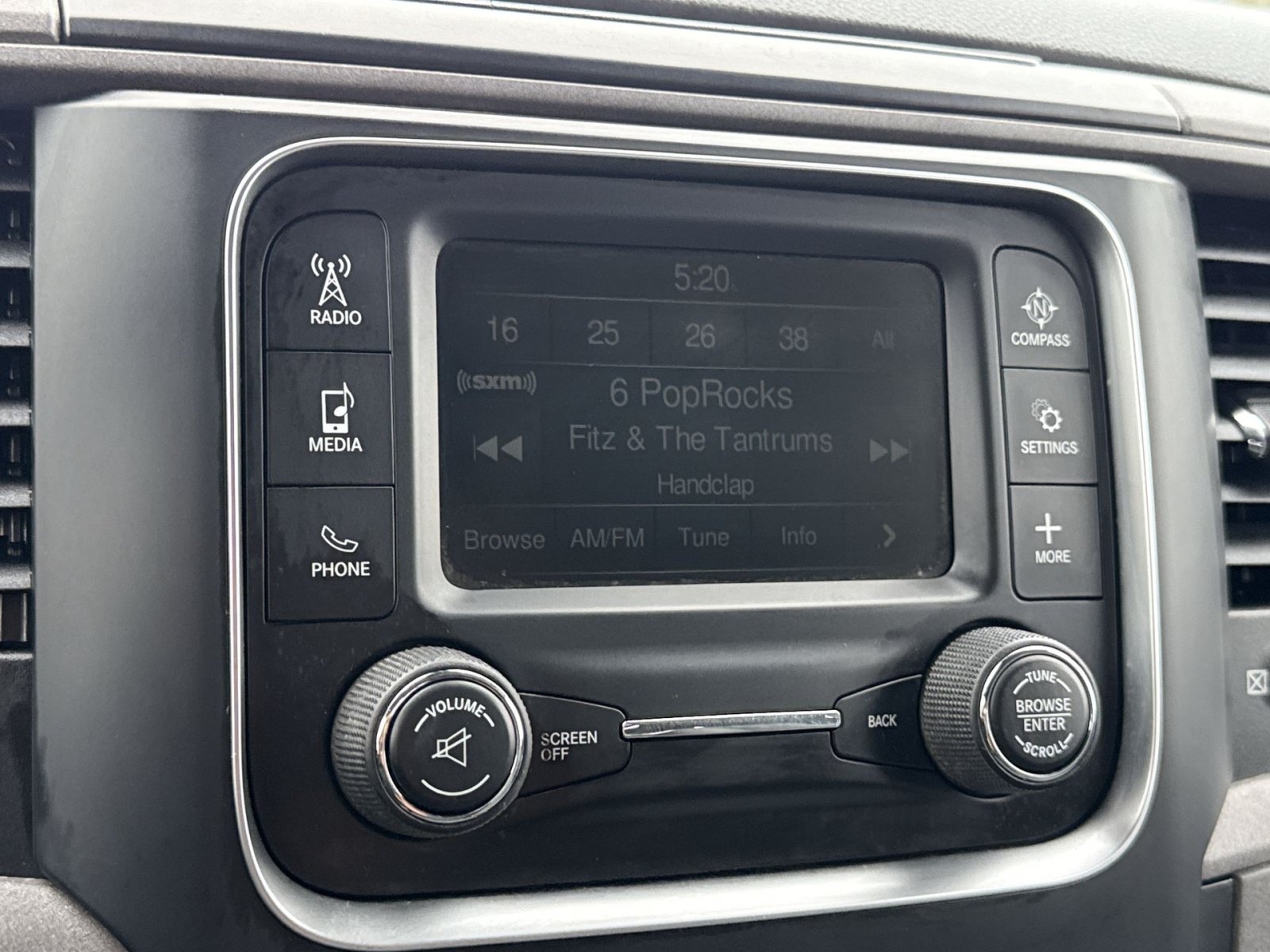 Used 2018 RAM 1500 ST w/ SXT Appearance Group AWD/4WD image 17