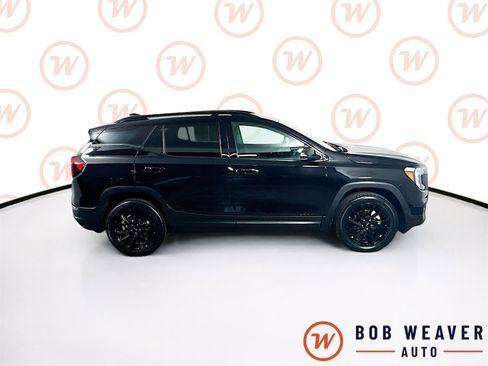 Used 2023 GMC Terrain SLT w/ Elevation Edition AWD/4WD image 9