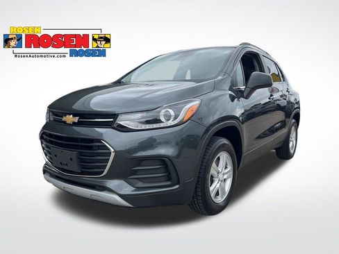 Used 2018 Chevrolet Trax LT w/ LT Convenience Package AWD/4WD image 1