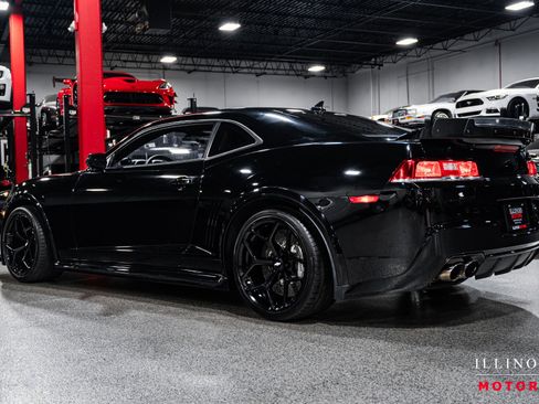 Used 2015 Chevrolet Camaro Z/28 image 3