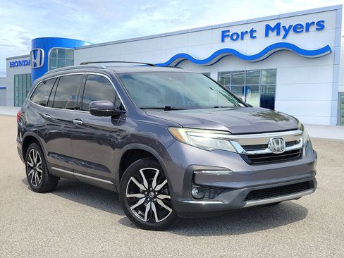Used 2019 Honda Pilot Touring image 1
