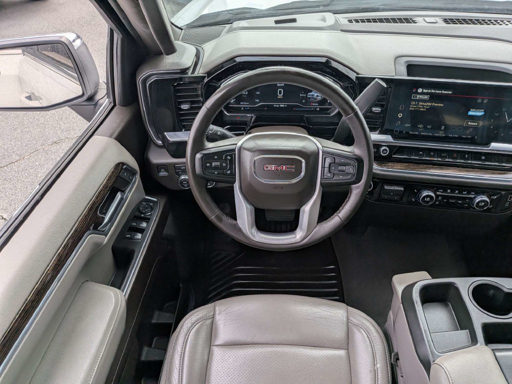 Used 2023 GMC Sierra 1500 SLE AWD/4WD image 16