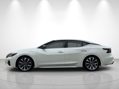 Used 2023 Nissan Maxima Platinum w/ Sport Mat Group FWD image 2