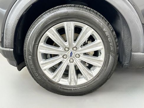 Used 2020 Ford Explorer Limited w/ Class III Trailer Tow Package AWD/4WD image 34