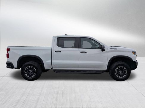 Used 2024 Chevrolet Silverado 1500 ZR2 w/ Technology Package AWD/4WD image 7