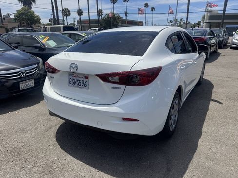 Used 2016 MAZDA MAZDA3 i Sport FWD image 5