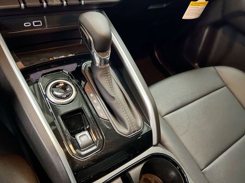 New 2026 Chevrolet Colorado LT image 18