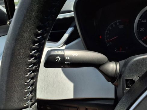 Used 2021 Toyota Corolla SE image 22