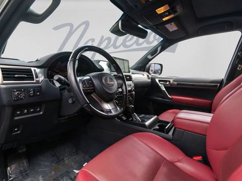 Certified 2023 Lexus GX 460 Premium w/ Premium Package AWD/4WD image 4