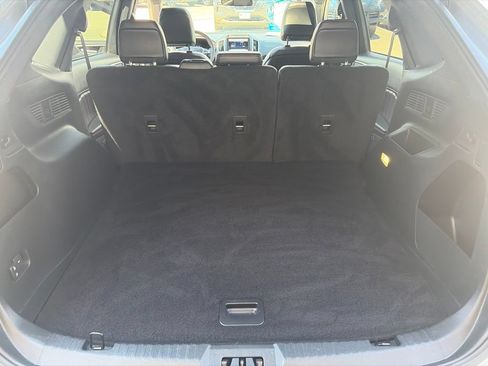 Used 2023 Ford Edge ST-Line w/ Class II Trailer Tow Package AWD/4WD image 13