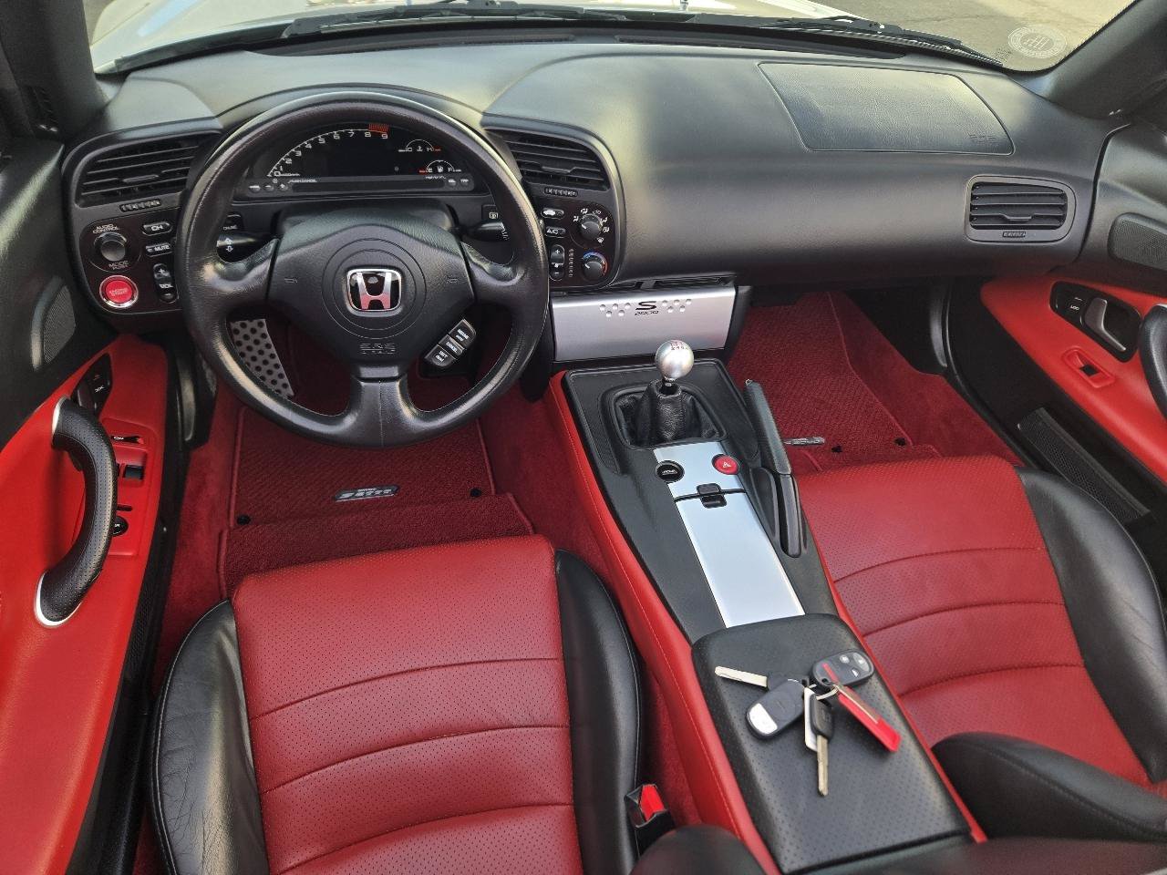 Used 2004 Honda S2000 image 47