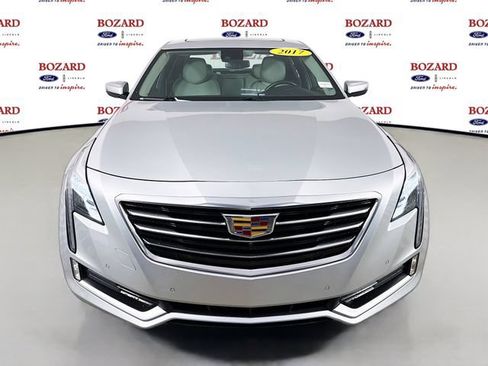 Used 2017 Cadillac CT6 Luxury RWD image 2