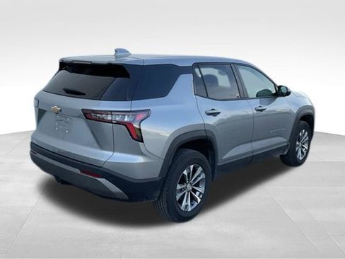Used 2025 Chevrolet Equinox LT FWD image 5