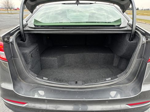 Used 2020 Ford Fusion SE image 23