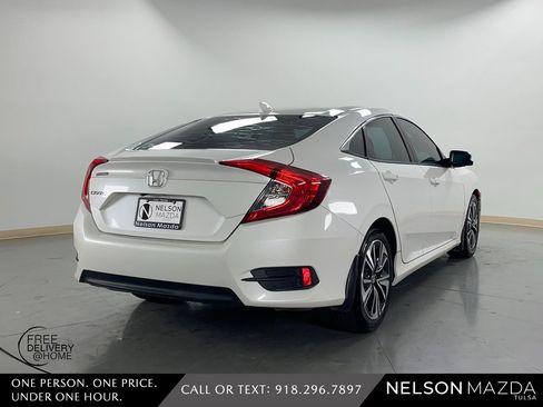 Used 2016 Honda Civic EX-T image 4
