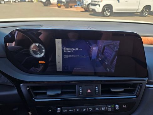 Used 2025 Lexus ES 350 w/ Premium Package FWD image 15