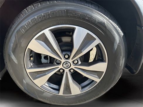 Used 2020 Nissan Murano S w/ Technology Package image 12