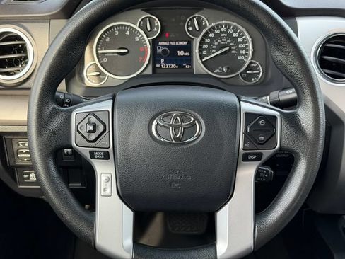 Used 2017 Toyota Tundra SR AWD/4WD image 26