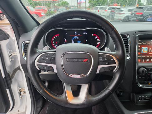 Used 2017 Dodge Durango GT w/ Blacktop Package AWD/4WD image 6