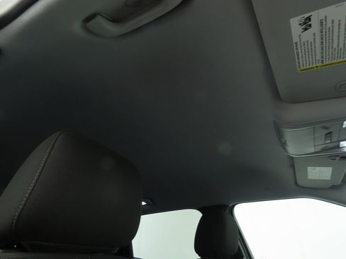 Used 2022 Chevrolet Blazer LT image 16