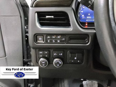 Used 2022 Chevrolet Tahoe Z71 w/ Z71 Off-Road Package AWD/4WD image 33