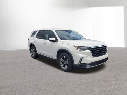 Used 2024 Honda Pilot EX-L image 2