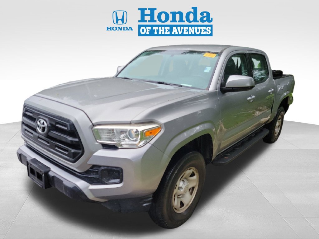 Used 2016 Toyota Tacoma SR w/ Towing Package AWD/4WD image 3