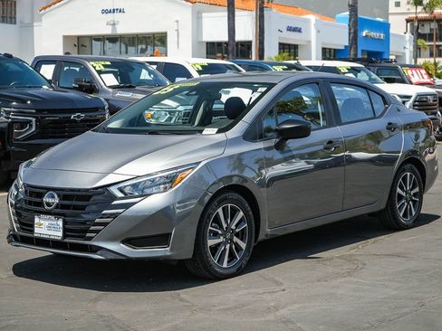 Used 2025 Nissan Versa S w/ S Plus Package FWD image 3