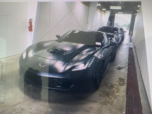 Used 2019 Chevrolet Corvette Z06 RWD image 1