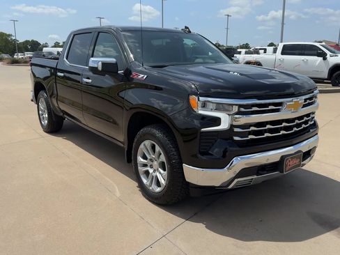 Used 2025 Chevrolet Silverado 1500 LTZ w/ Technology Package AWD/4WD image 2