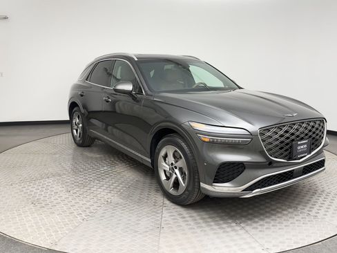 Certified 2026 Genesis GV70 2.5T Advanced image 8