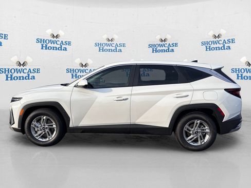 Used 2025 Hyundai Tucson SE FWD image 4